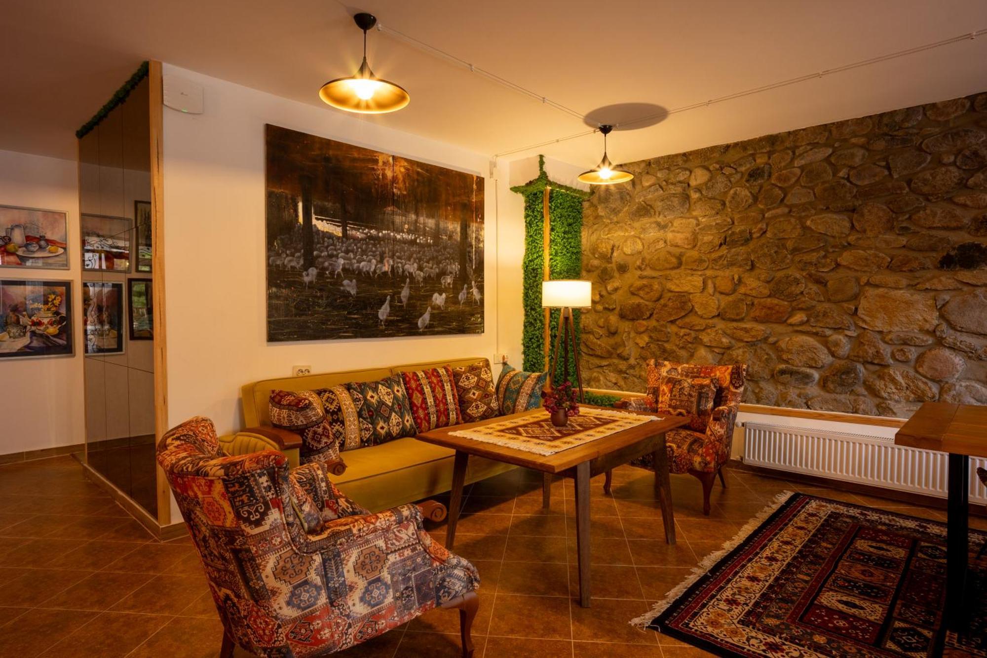 Mood Hotel Kazbegi Luaran gambar