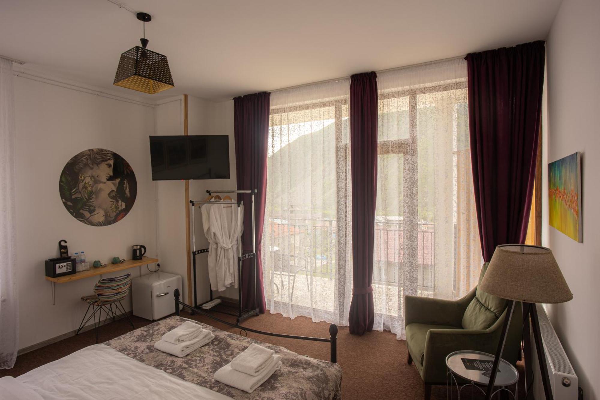 Mood Hotel Kazbegi Luaran gambar