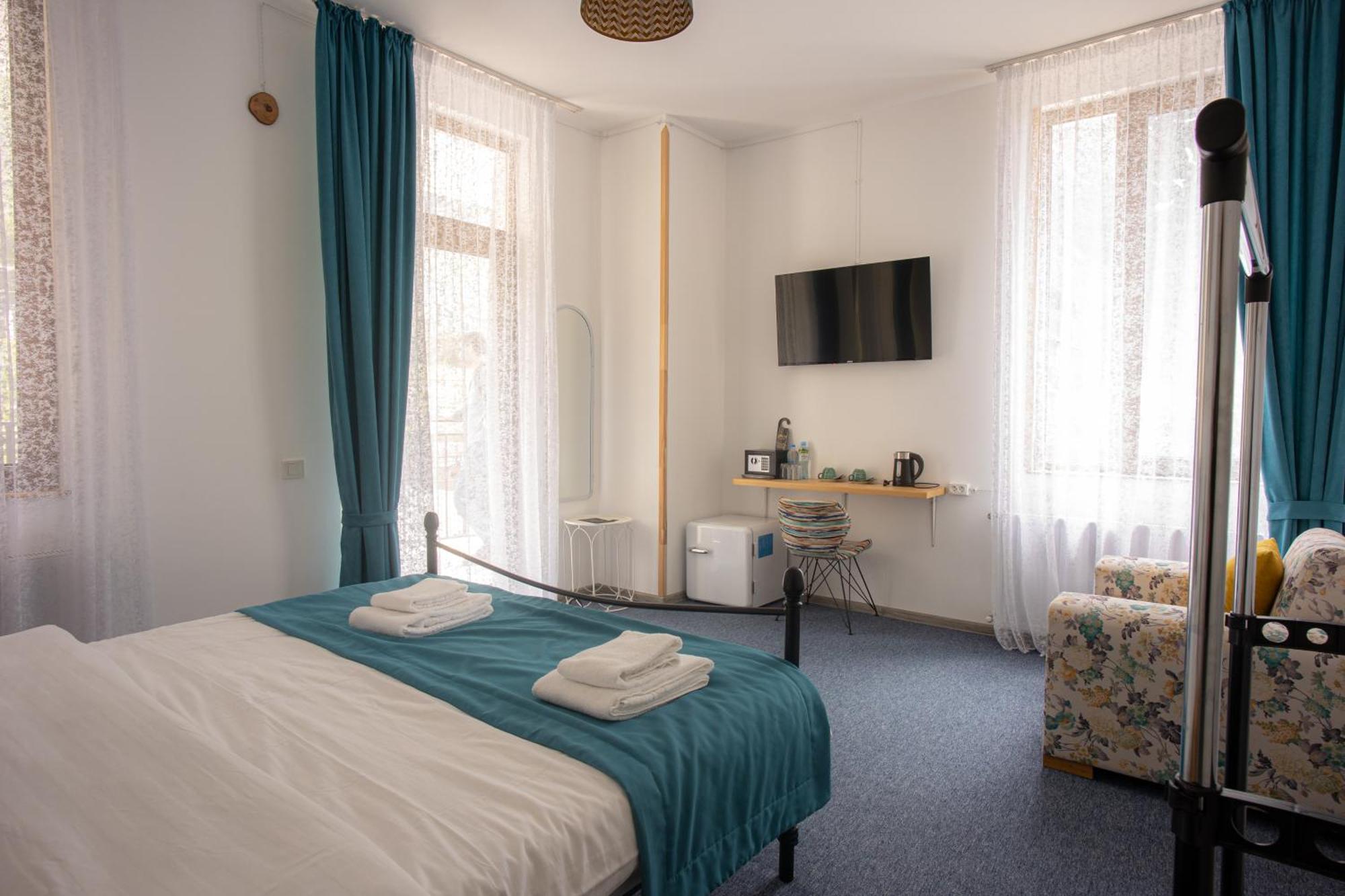 Mood Hotel Kazbegi Luaran gambar