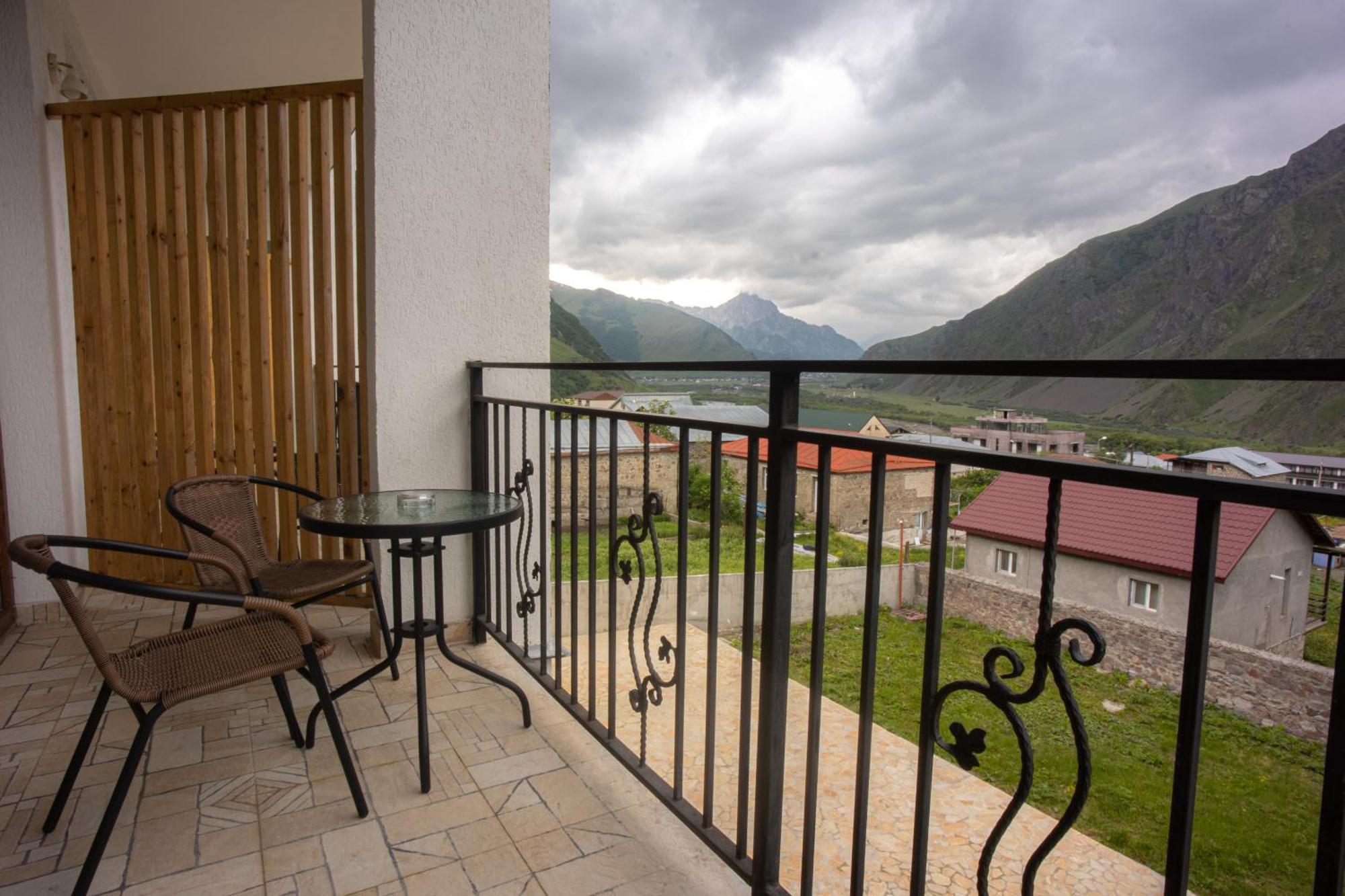Mood Hotel Kazbegi Luaran gambar
